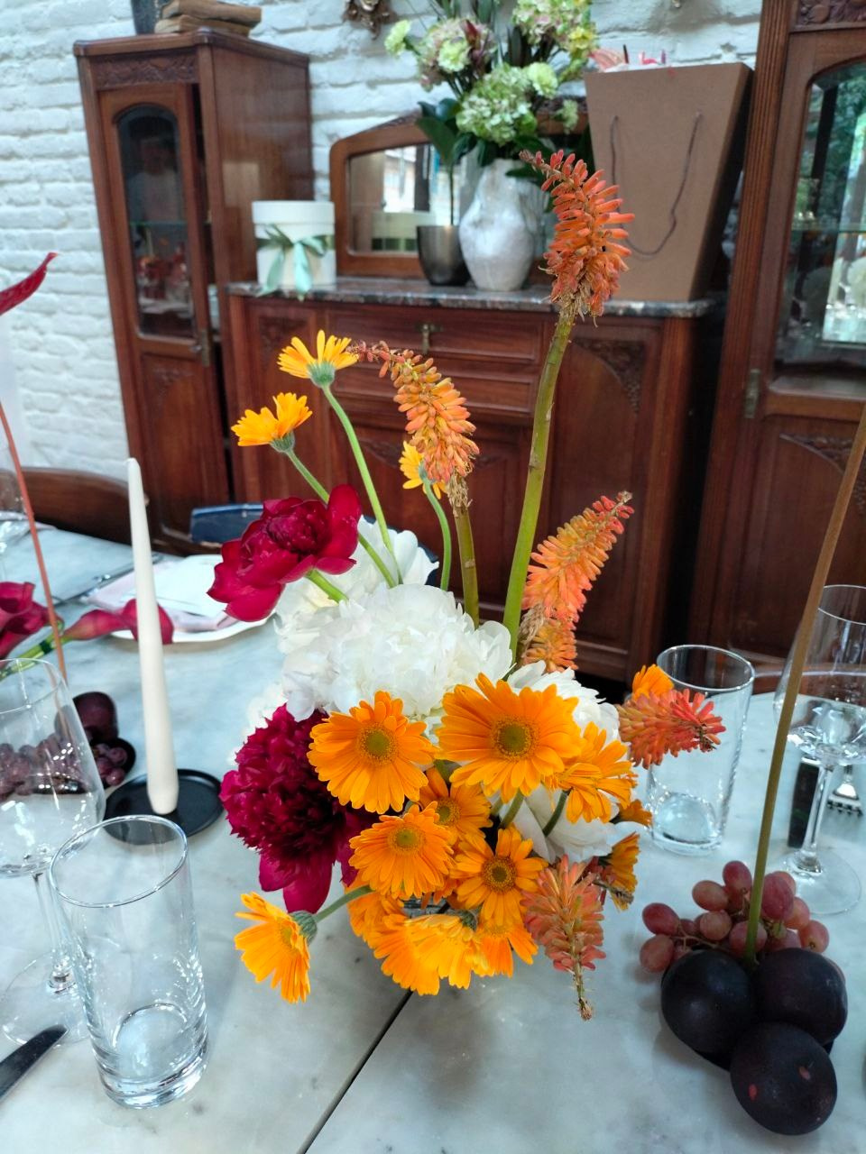 цветы на заказ. цветы. флорист дизайнер. клиентский сервис. головинский район. сао. флорист ховрино. флорист головинскийрайон. флорист клин. оформление цветами. цветочное оформление. оформление живыми цветами. современная флористика. камерная свадьба. большая свадьба. флорист на свадьбу москва. декоратор на свадьбу. концепция свадьбы. ручная работа. маленькая свадьба. бюджетная свадьба. дорогая свадьба. работа на заказ. живые цветы. украшение живыми цветами