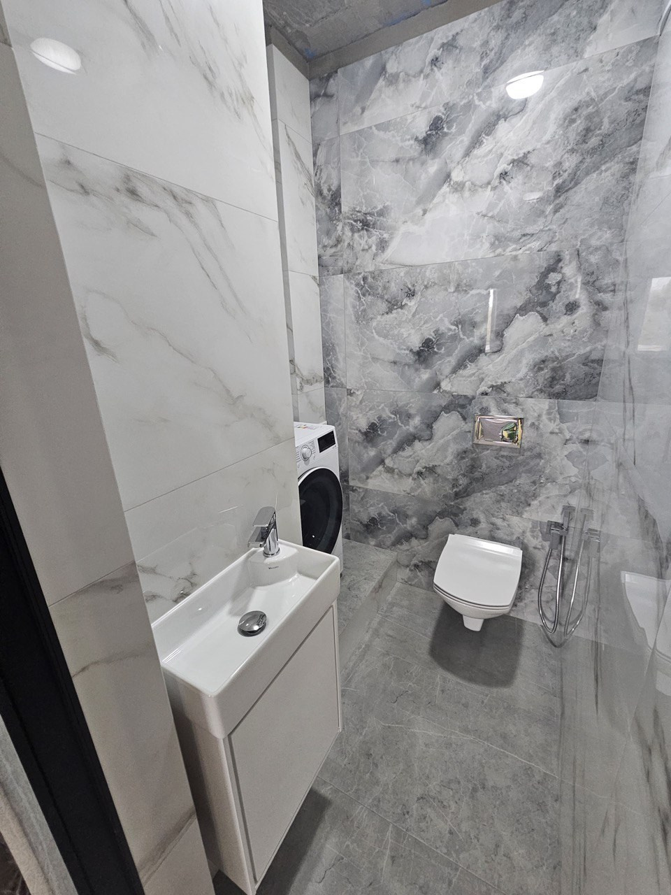 Ванная комната (ул. Аделя Кутуя д. 100). Ремонт санузла, туалета, ванной под ключ в Казани. Укладка плитки