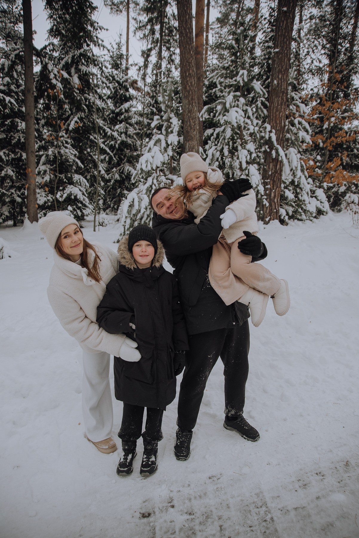 Happy moments_Юра, Наташа и дети. Свадебный и семейный фотограф в Минске Яна Новак