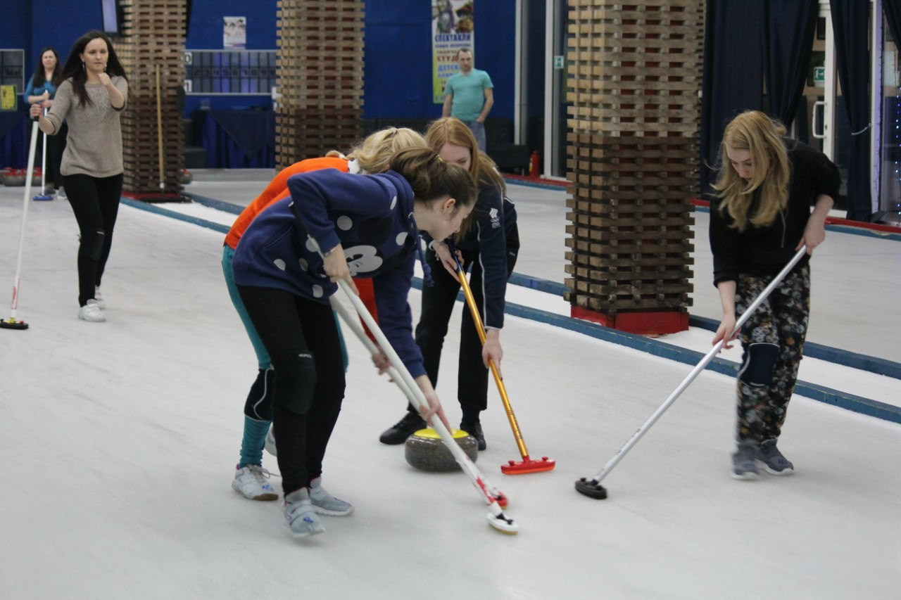 Кёрлинг | 10.04.2016. Галерея Фантим
