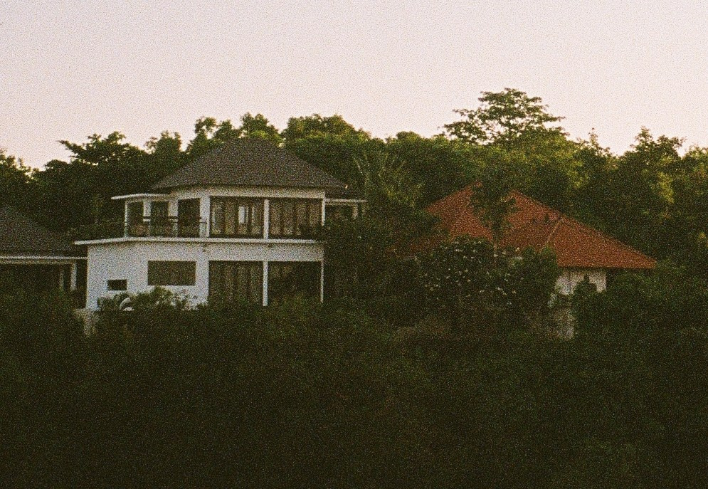 SOMEWHERE. Carolinetru