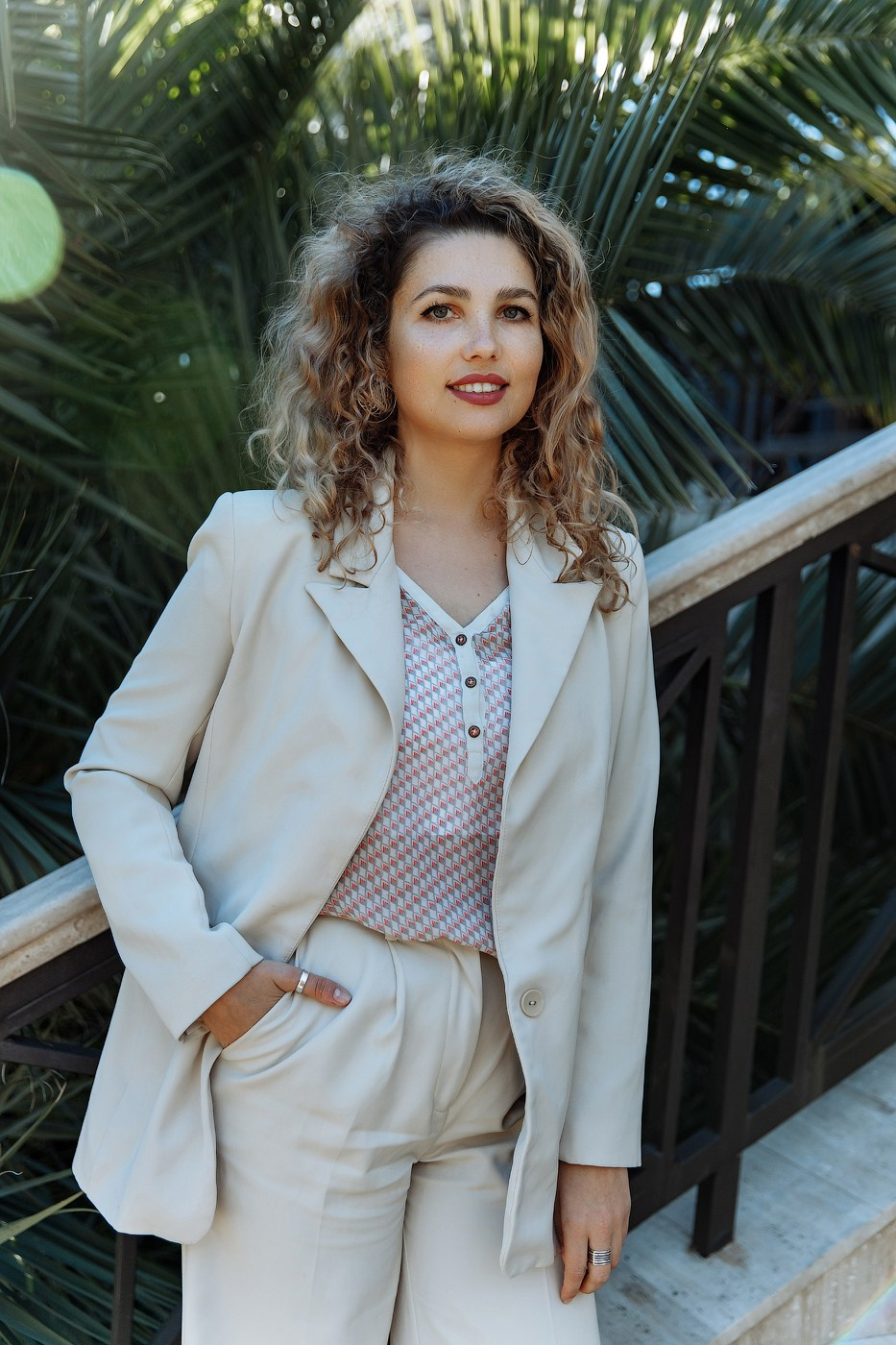 Деловая фотосессия для сотрудников большой компании недвижимости 