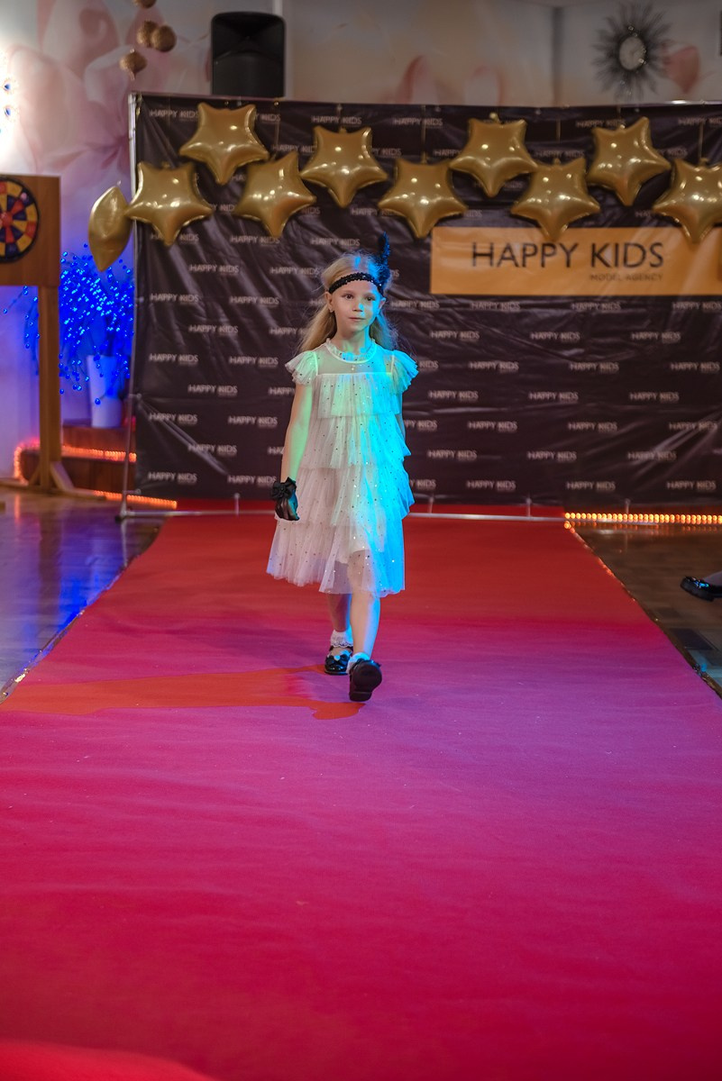 HAPPYkids дефиле санаторий Октябрьский. Семейный и коммерческий фотограф в Сочи Александр Бодунов