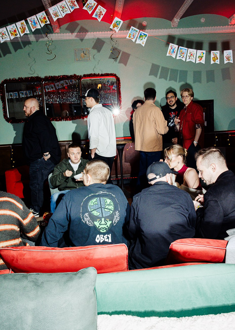 Medium Quality — Корпоратив