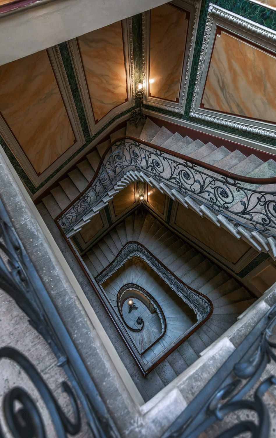 Saint Petersburg — personal project of photographer Vadim Sherbakov. Vadim Sherbakov Portfolio