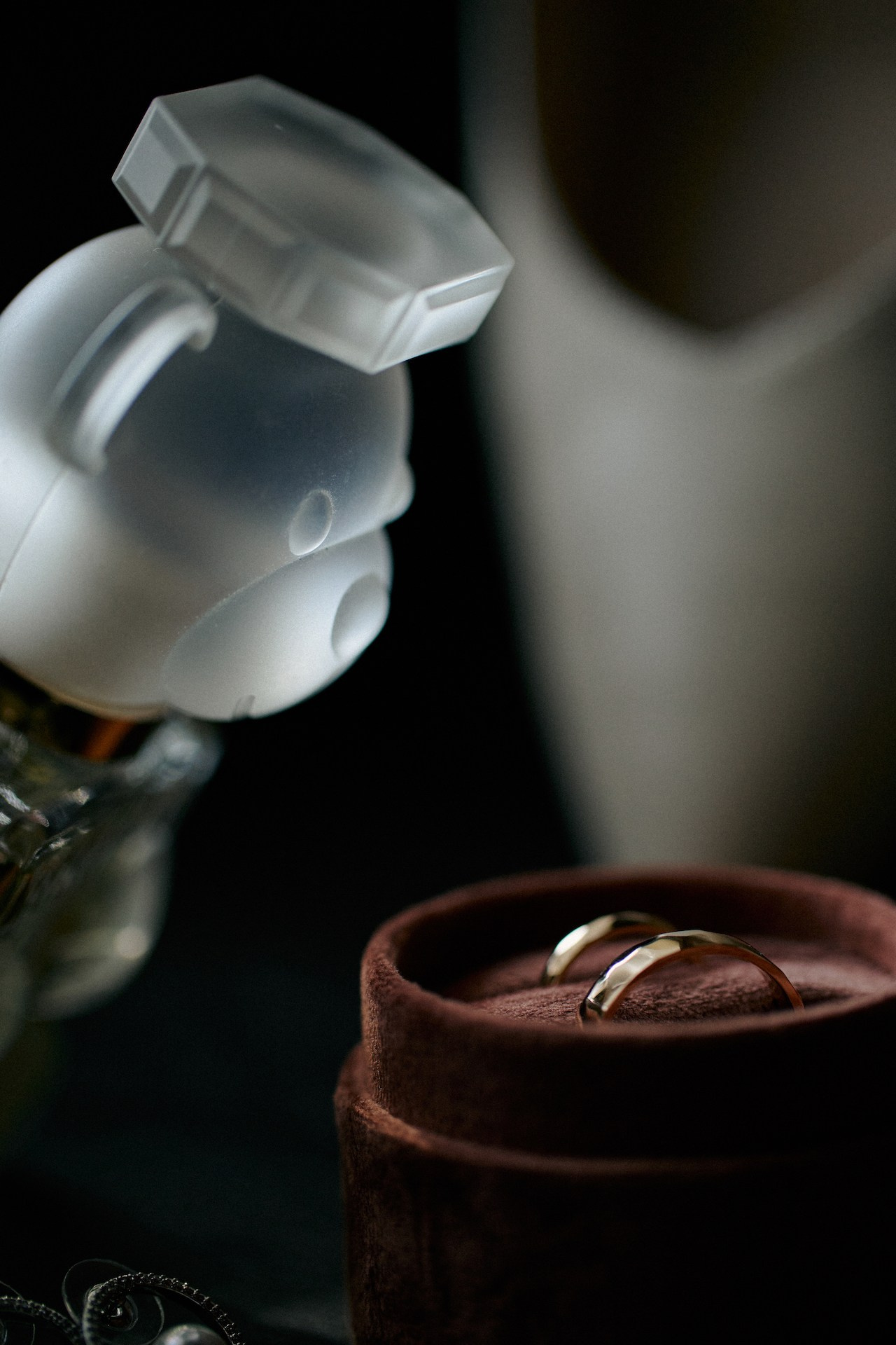  Работаем с разными стилями съемки, подбираем идеальные ракурсы и использование света. 