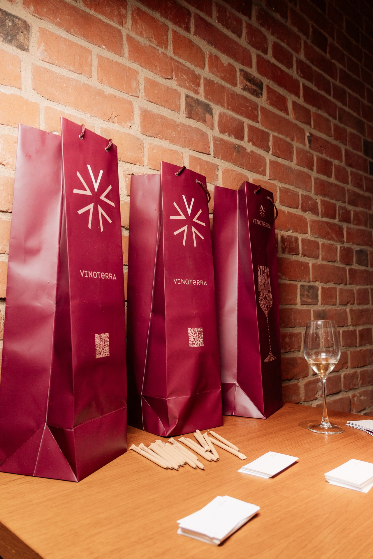 Винный ужин в ресторане Pio Verde. Репортажный фотограф Санкт-Петербург