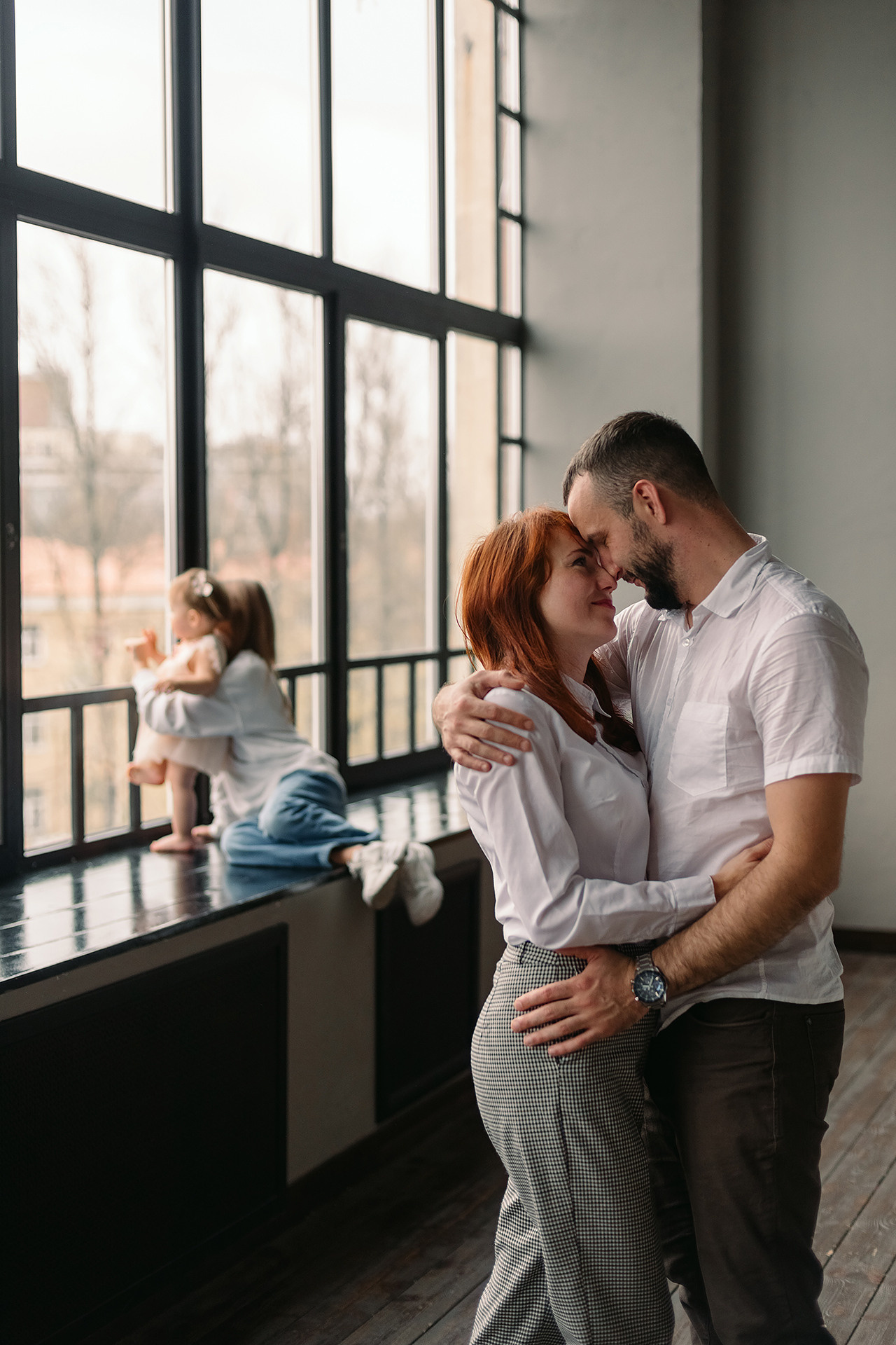 Семейная фотосессия в студии. Фотограф Юлия Кондратьева