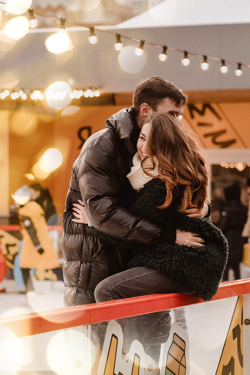 Вика и Максим на катке. Свадебный и семейный фотограф в Ростове-на-Дону Елена Сторожок