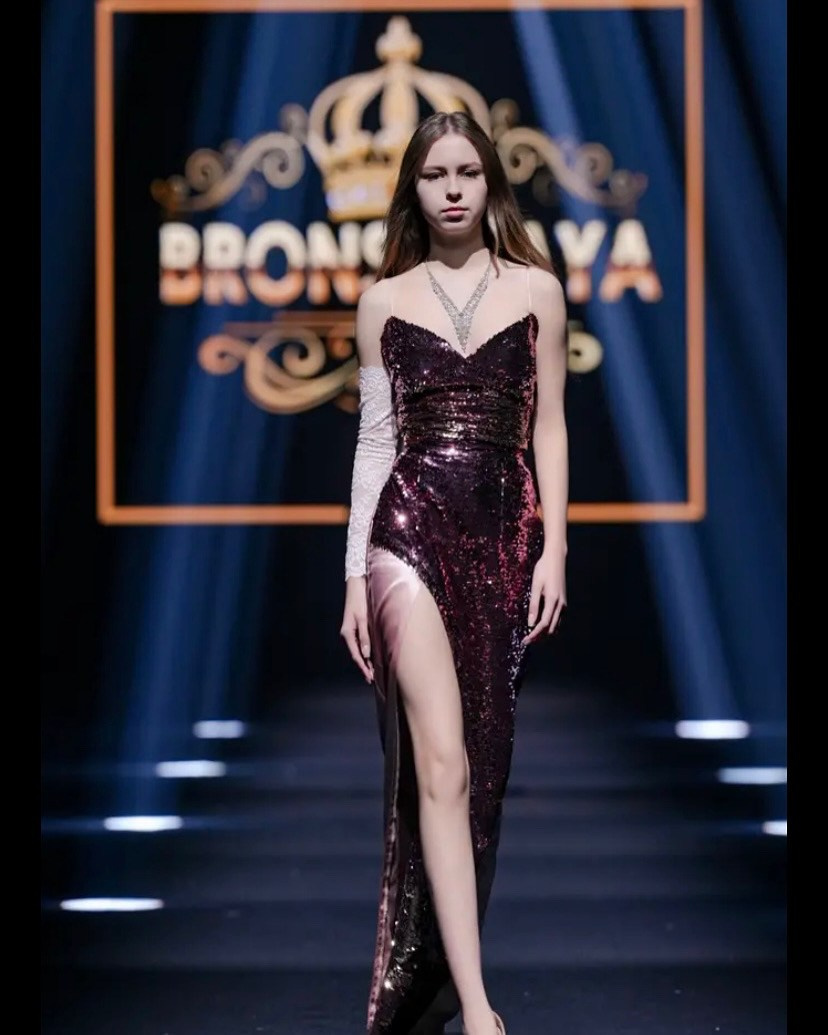 Недели Мод. BRONSCKAYA