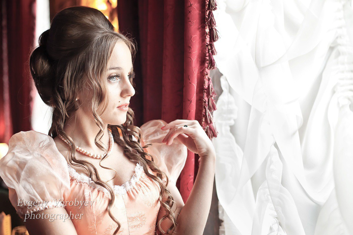 женская фотосессия Красноярск фото для девушки фотограф Красноярск фотосессия для сайта знакомств Красноярск фото для социальной сети заказать цена стоимость фотосессии в Красноярске пример фото идея место позы для фотосессии девушки в Красноярске фотосессия ИИ фотосессиия нейросеть промт для фотосессии фотосессия фото для социальной сети визажист причёска и макияж Красноярск парк Сады мечты Татышев фотостудия Красноярск бизнес портрет