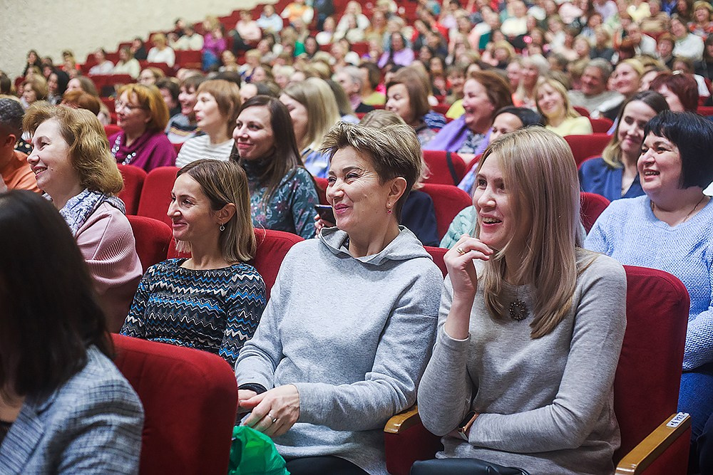 Стендап Ольги Савельевой «Всё обязательно наладится». Детский и семейный фотограф, фотограф мероприятий Нижний Новгород