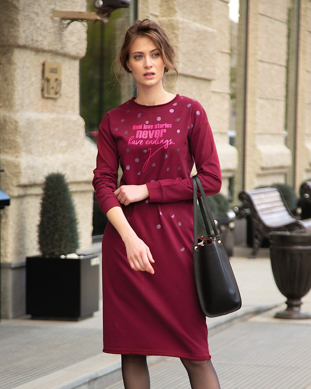 Имиджевая фэшн съемка одежды: кампейн, лукбук, эдиториал, Новосибирск. Съемка фото и видео для маркетплейсов Вайлдберриз, Озон в Новосибирске