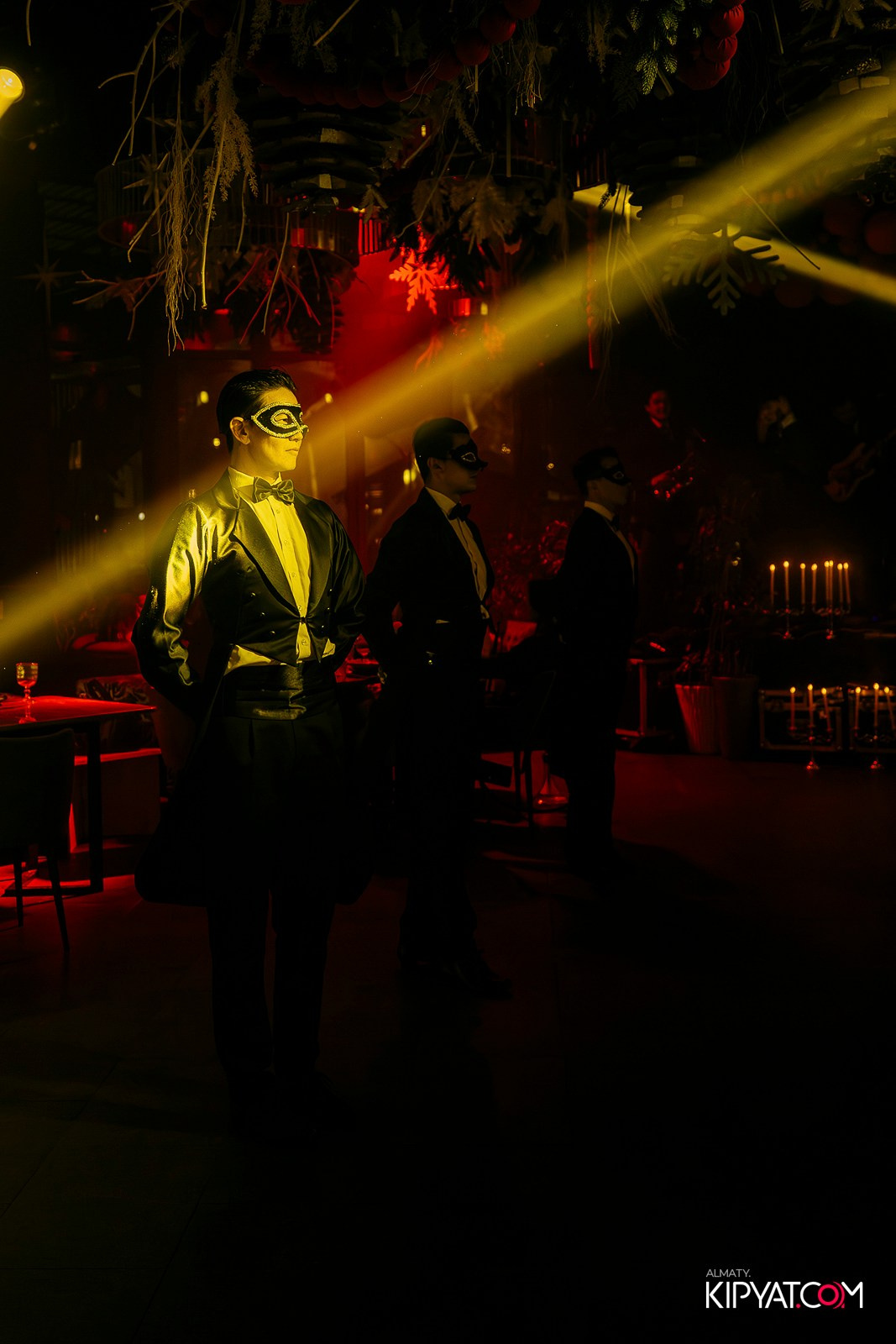 FRIENDS BAR & TERRACE. КИПЯТКОМ АЛМАТЫ! Фотосъемка мероприятий в Алматы