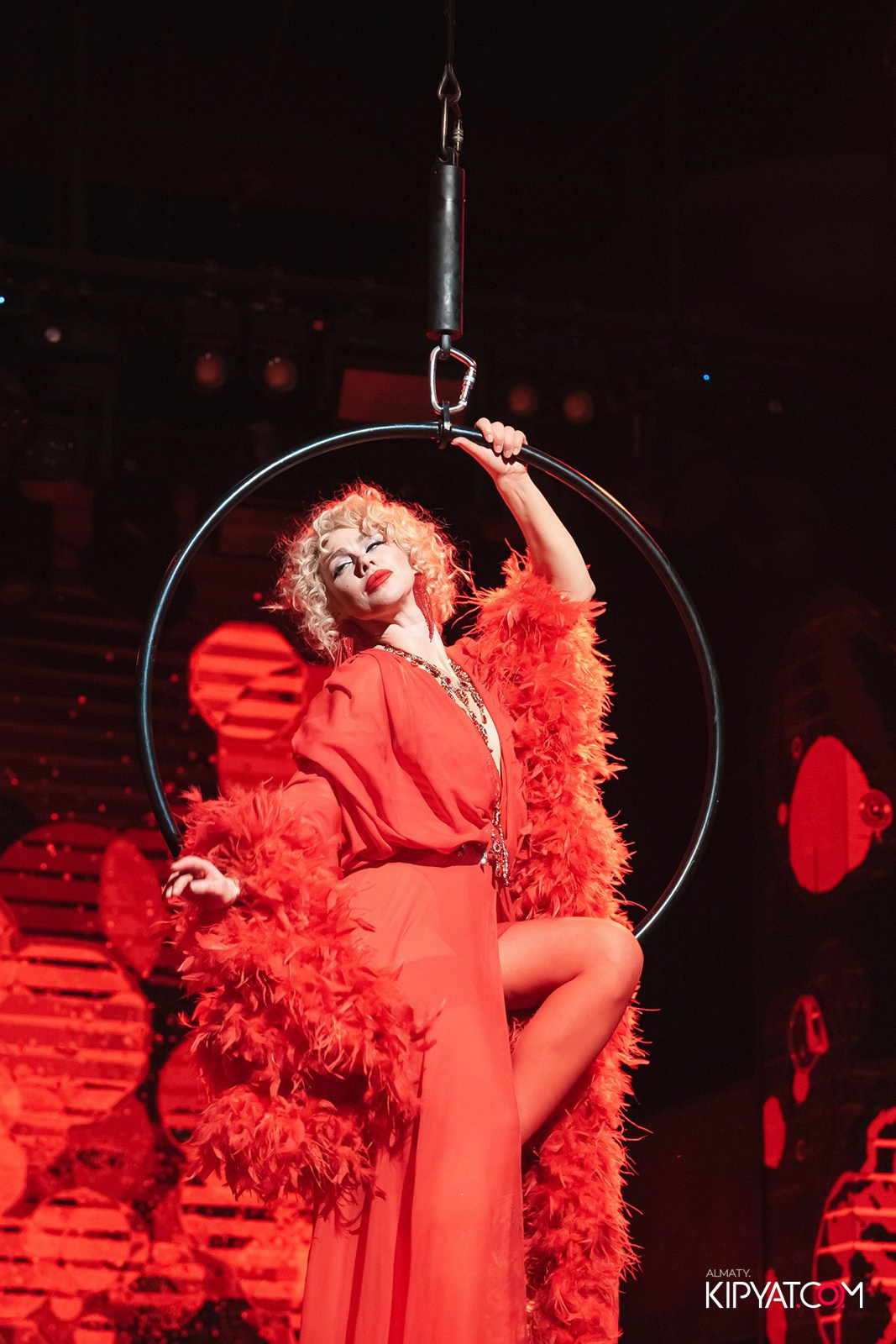 QUEEN. КИПЯТКОМ АЛМАТЫ!