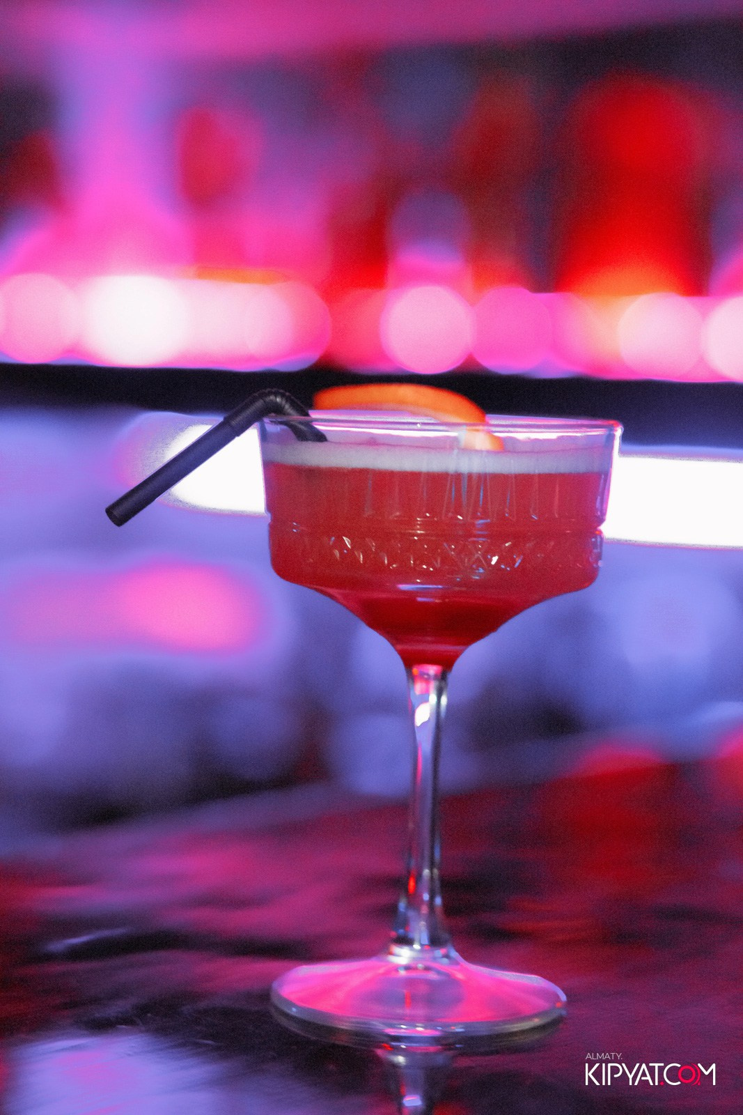 THE WALL STREET. КИПЯТКОМ АЛМАТЫ!