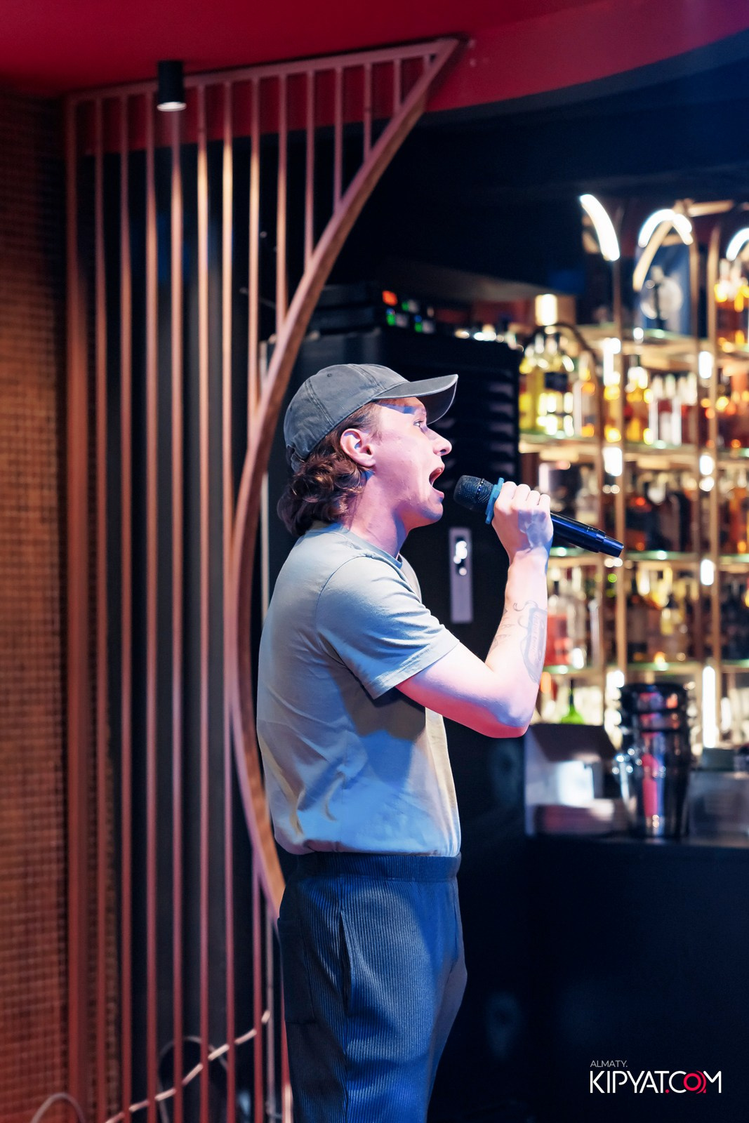 ЗАЯ, НА БИС. КИПЯТКОМ АЛМАТЫ!