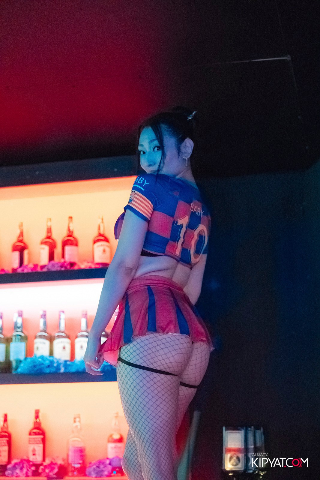 UYAT EMES BAR. КИПЯТКОМ АЛМАТЫ!