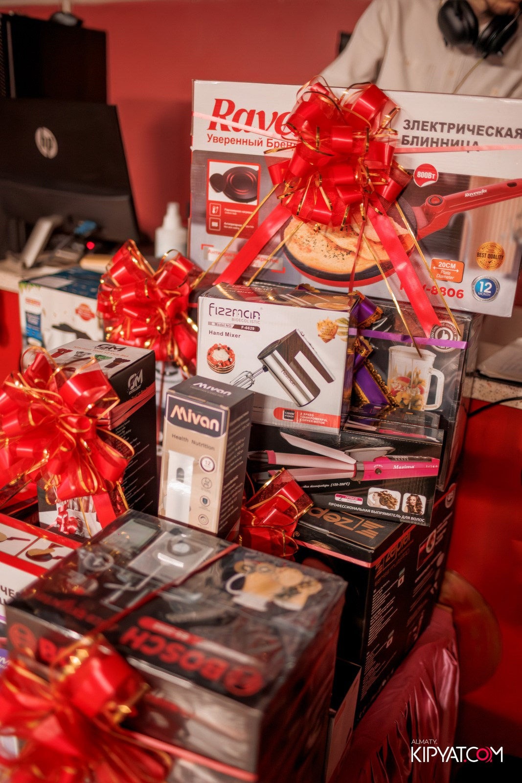 ПИОНЕРСКАЯ ПРАВДА. КИПЯТКОМ АЛМАТЫ!