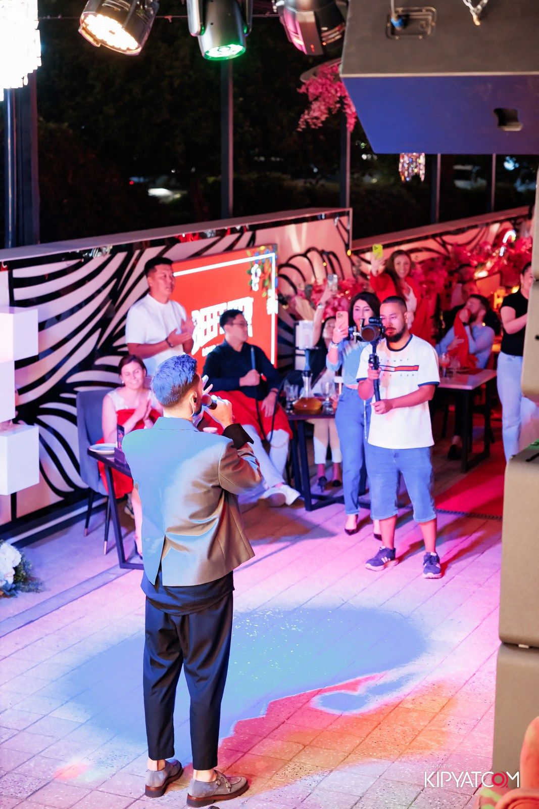 НОДАР РЕВИЯ В «ЗАЯ, НА БИС». КИПЯТКОМ АЛМАТЫ!