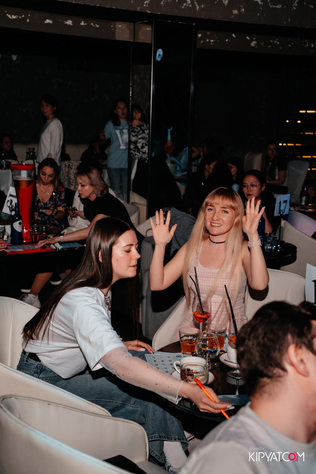 МУЗЫКАЛЬНОЕ ЛОТО В HIT RETRO. КИПЯТКОМ АЛМАТЫ!