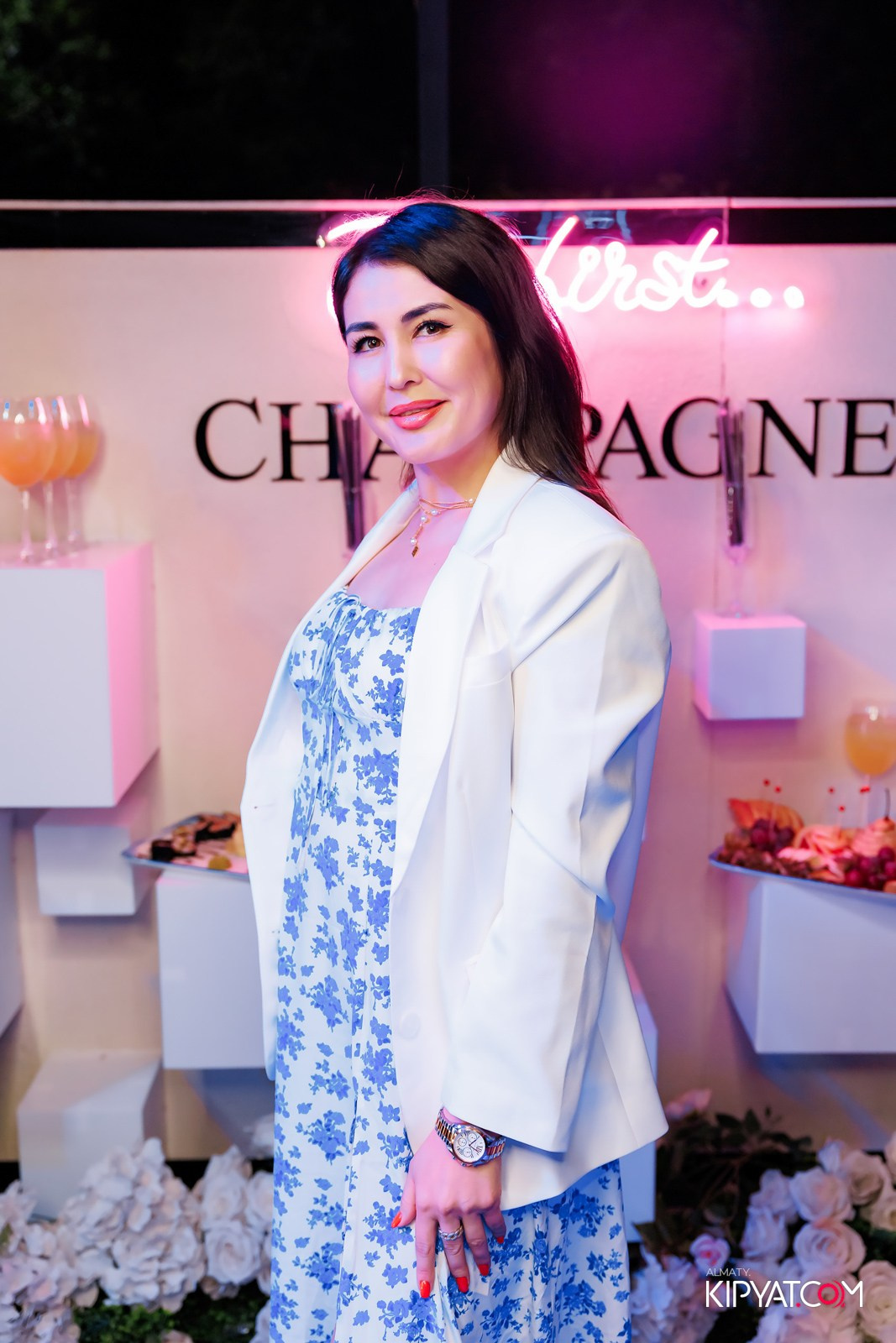 НОДАР РЕВИЯ В «ЗАЯ, НА БИС». КИПЯТКОМ АЛМАТЫ!