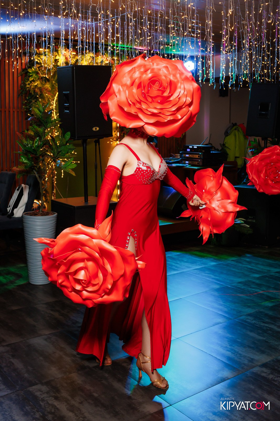 LIFE GRILL CAFE. КИПЯТКОМ АЛМАТЫ!