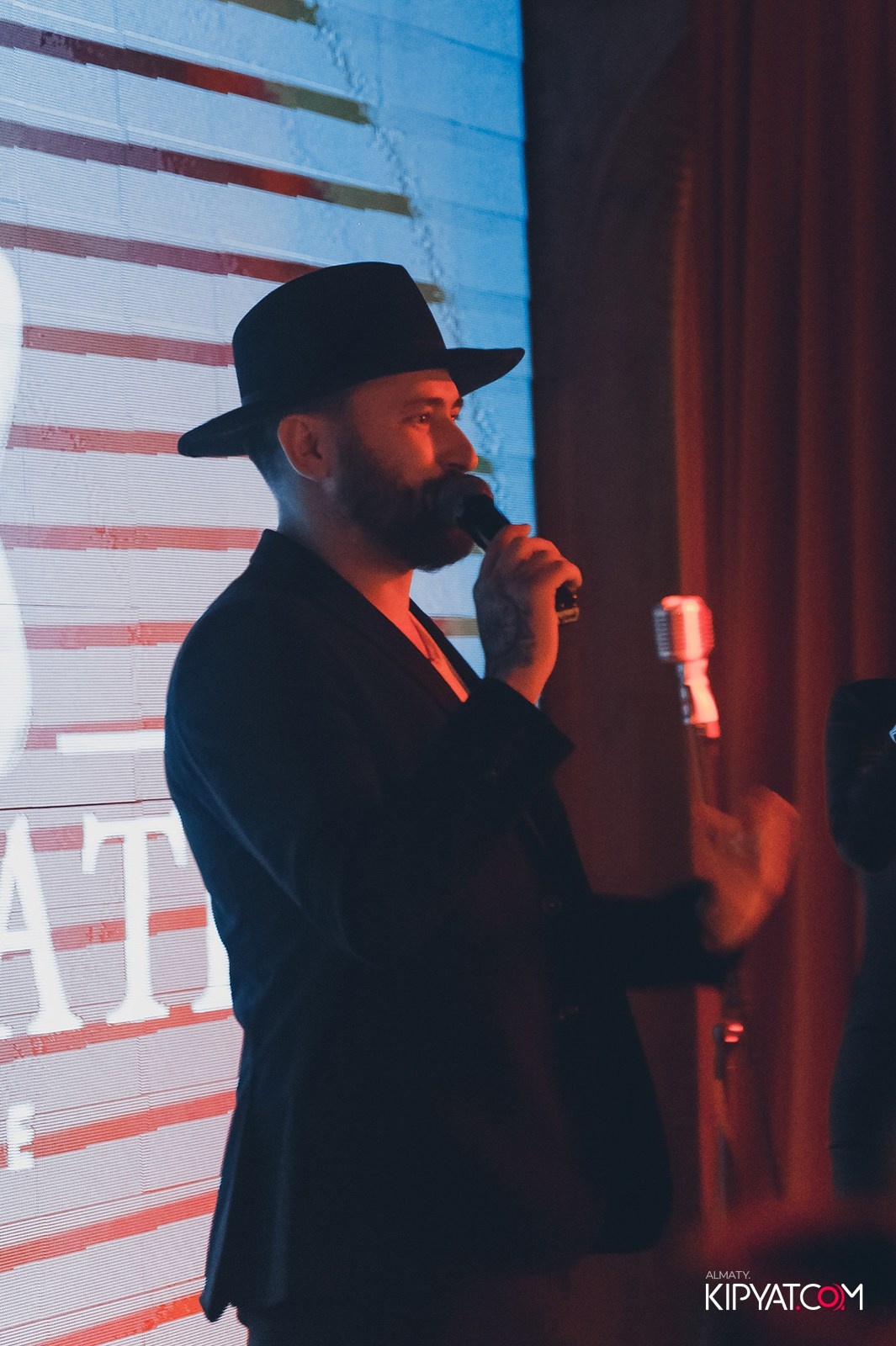 LAUREATE GRANDE CAFE. КИПЯТКОМ АЛМАТЫ!