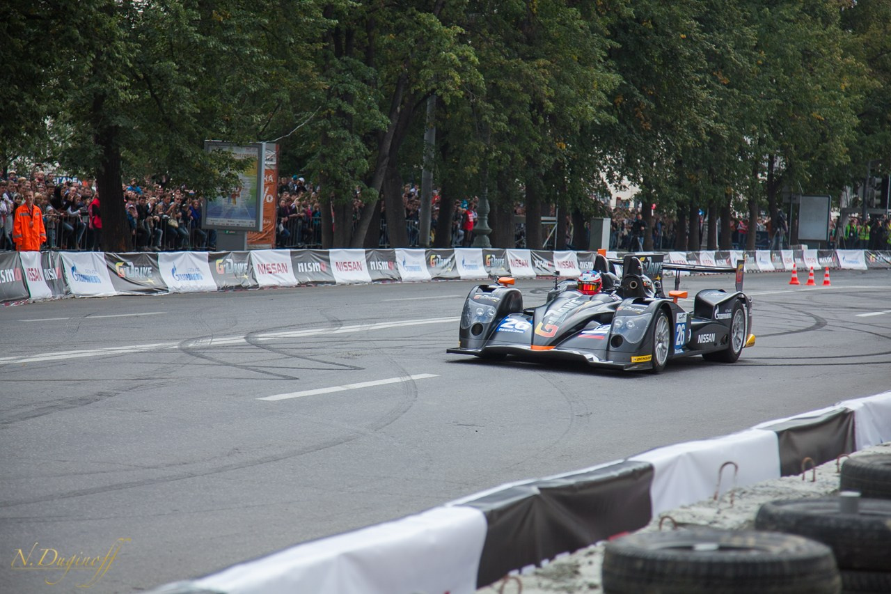 Nissan Nissmo Drive. Профессиональный фотограф Дугинов Николай | Екатеринбург