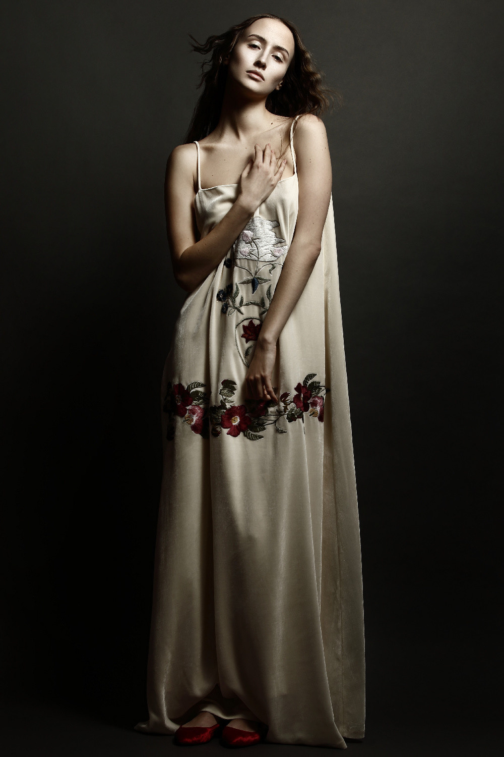 съёмка для модного дома Парфеновой с визажистом в фото школе модной фотографии fotofaq skool в спб 