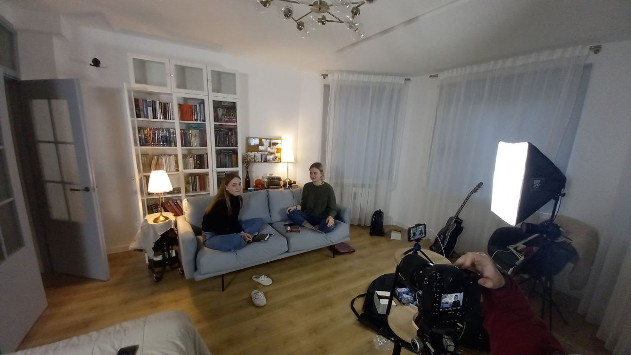 Подкаст «Что не хотел сказать автор?». Фотограф Слава Орловский