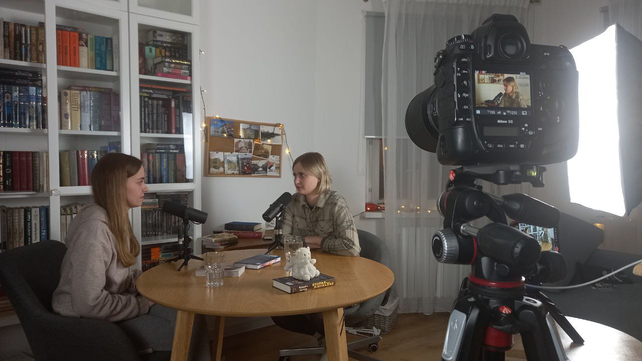 Подкаст «Что не хотел сказать автор?». Фотограф Слава Орловский