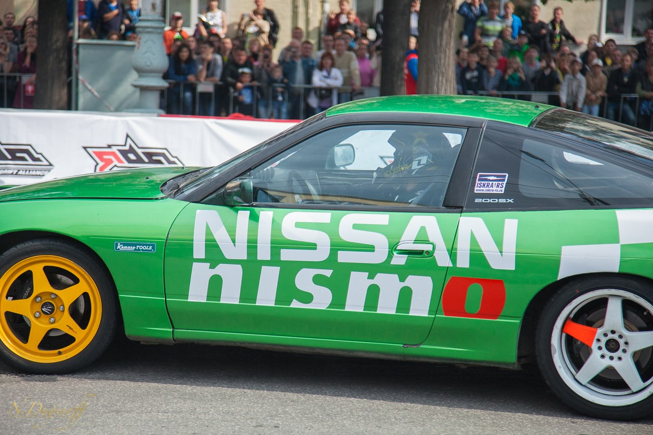 Nissan Nissmo Drive. Профессиональный фотограф Дугинов Николай | Екатеринбург