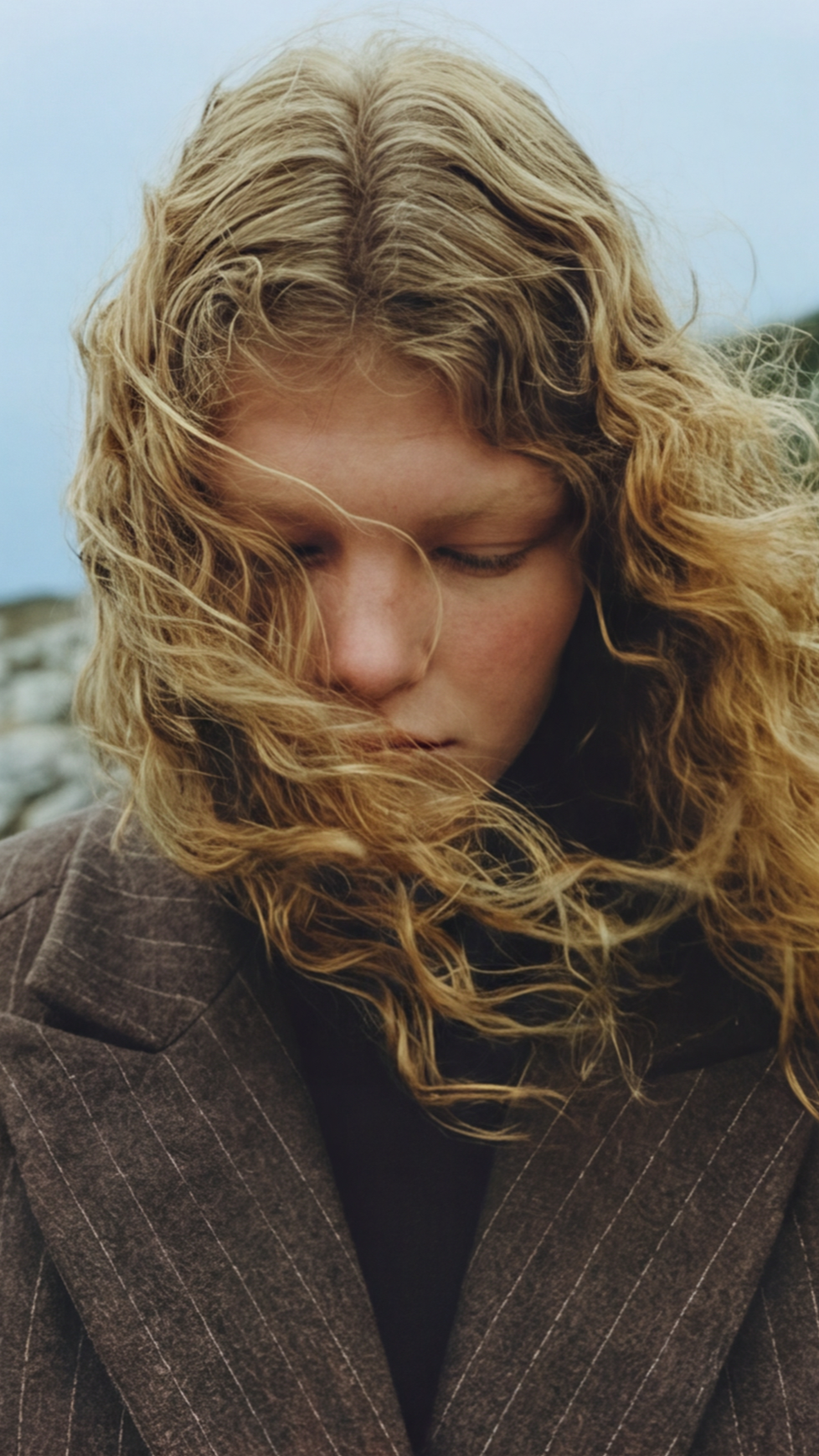 Творческий проект по внедрению реального товара для бренда TOOMATCH. Ekaterina Kiral — Visual Branding & AI Creation