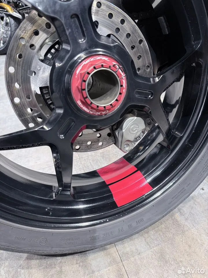 Купить 2023 Ducati Supersport 950S — подробнее на сайте. Hello Davidson, Москва. Только хорошие мотоциклы…