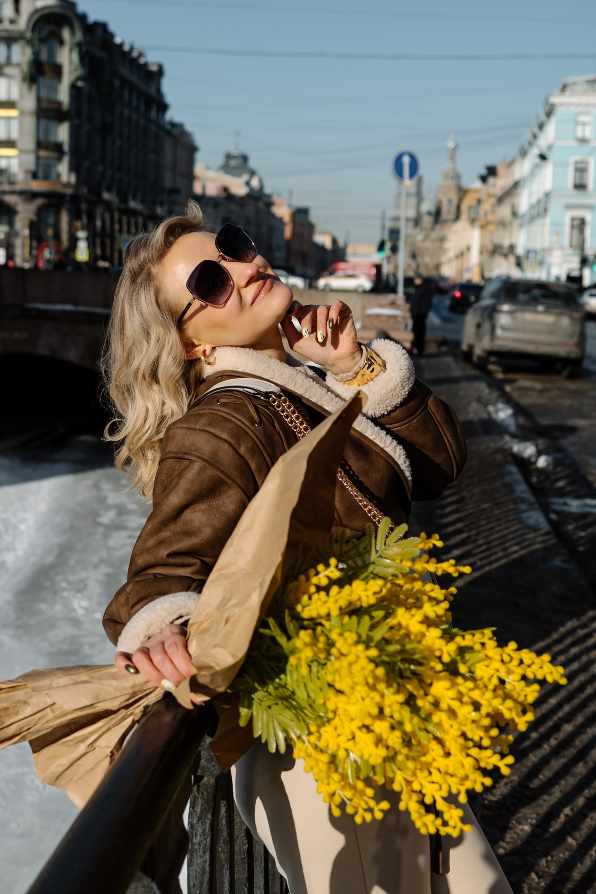 Весна. Прогулка с цветами. Свадебный и семейный фотограф в Санкт-Петербурге Елена Худякова