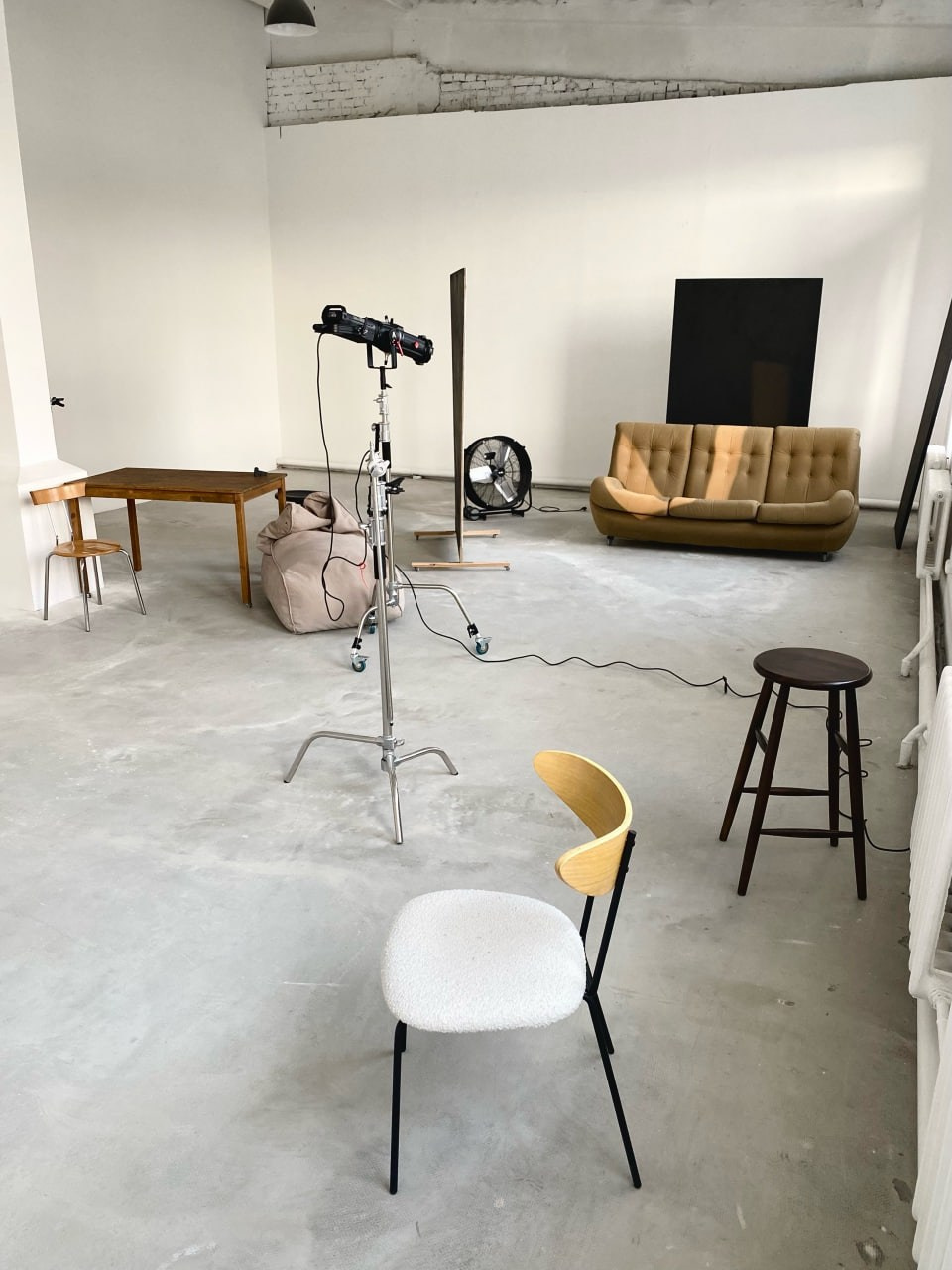 Фотостудия Alto.sala для фотосъемок на циклораме и минимализме.