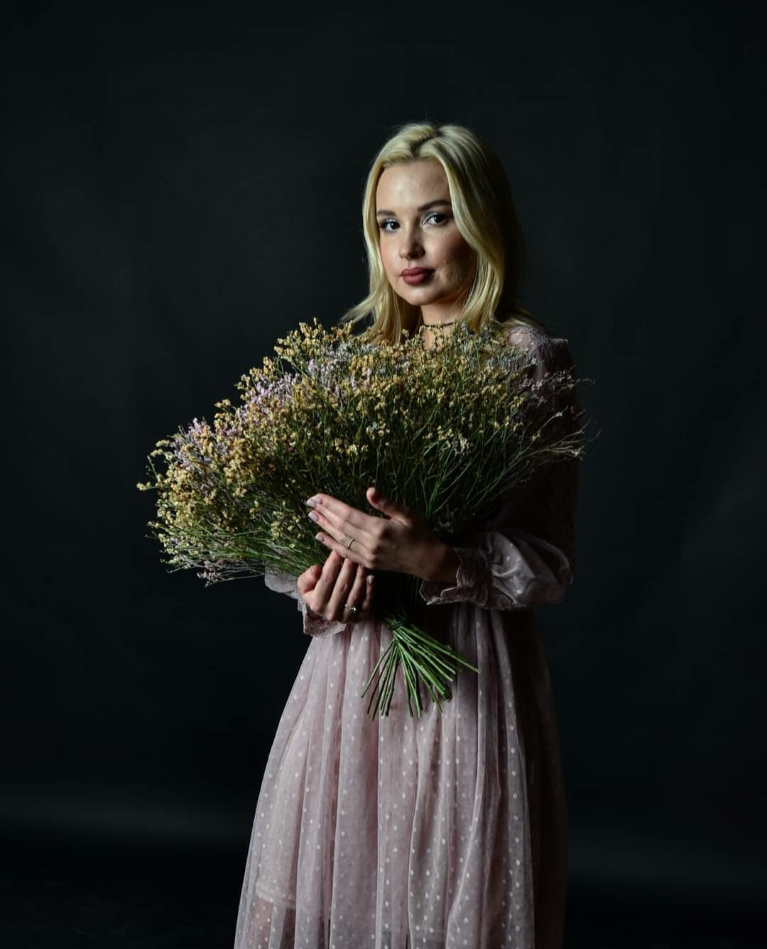 Портфолио. Креативный фотограф в Казани Alexey LeviX. Приветствую тебя! Рад что вышел со мной на контакт)