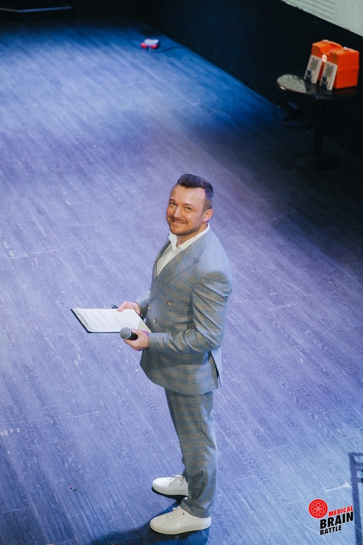 Первый медицинский квиз «Medical Brain Battle» сезон 2023. Ведущий на свадьбу, корпоратив и юбилей в Москве Сергей Рябинин