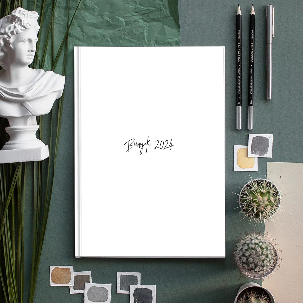 Выпускные альбомы школа 9 11 класс индивидуальные  заказать Иваново, Ярославль Кострома Владимир. Выпускные альбомы в Иваново в детский сад и школу. Александр и Светлана Янкины