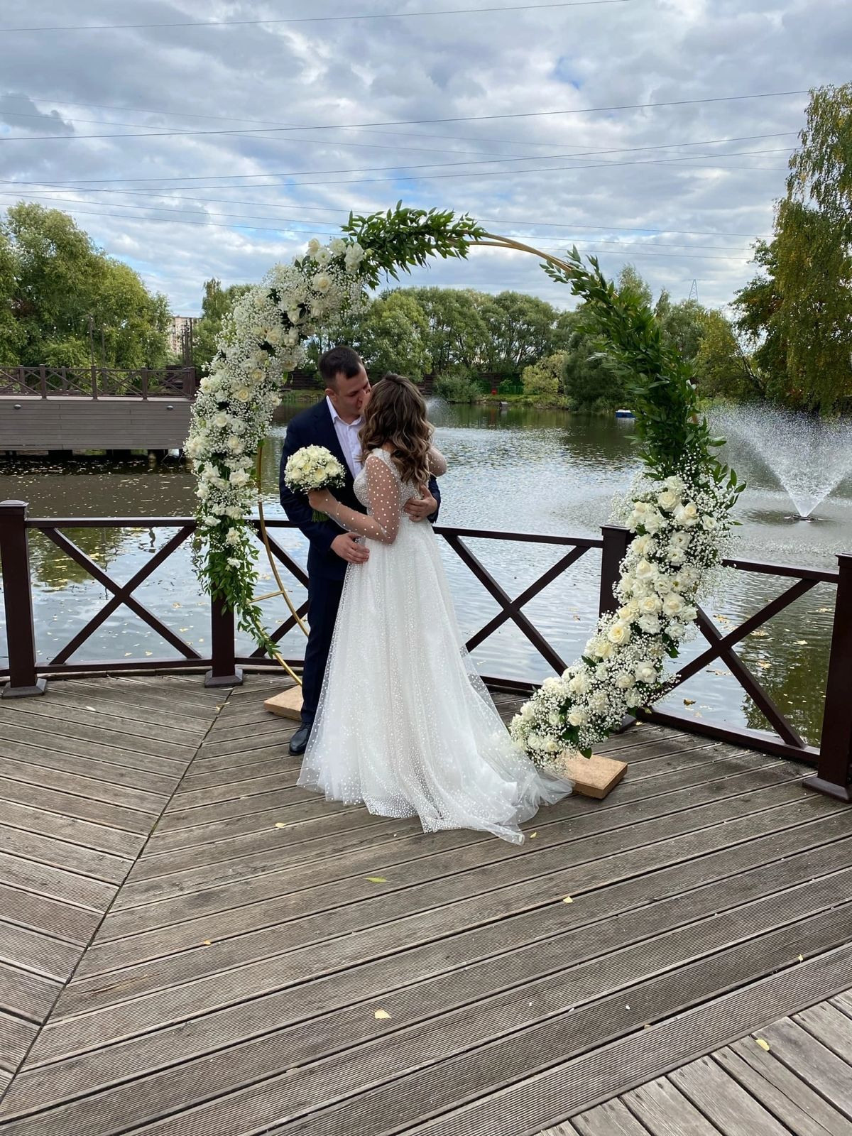 Оформление свадебной арки. Флорист Маргарита Гладкова