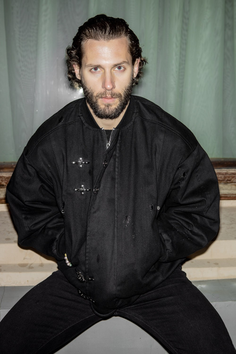 Мужская уличная фотосессия. Фотограф Москва арт- ню, портрет, fine art