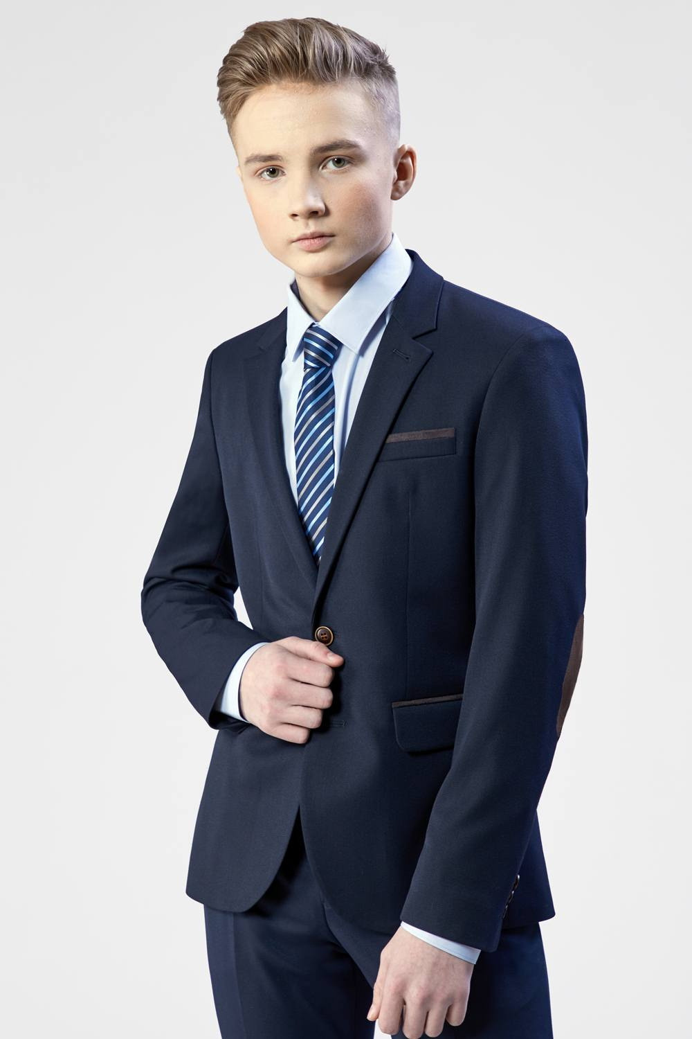 Альбомы для 9 и 11 класса. Создание стильных выпускных альбомов