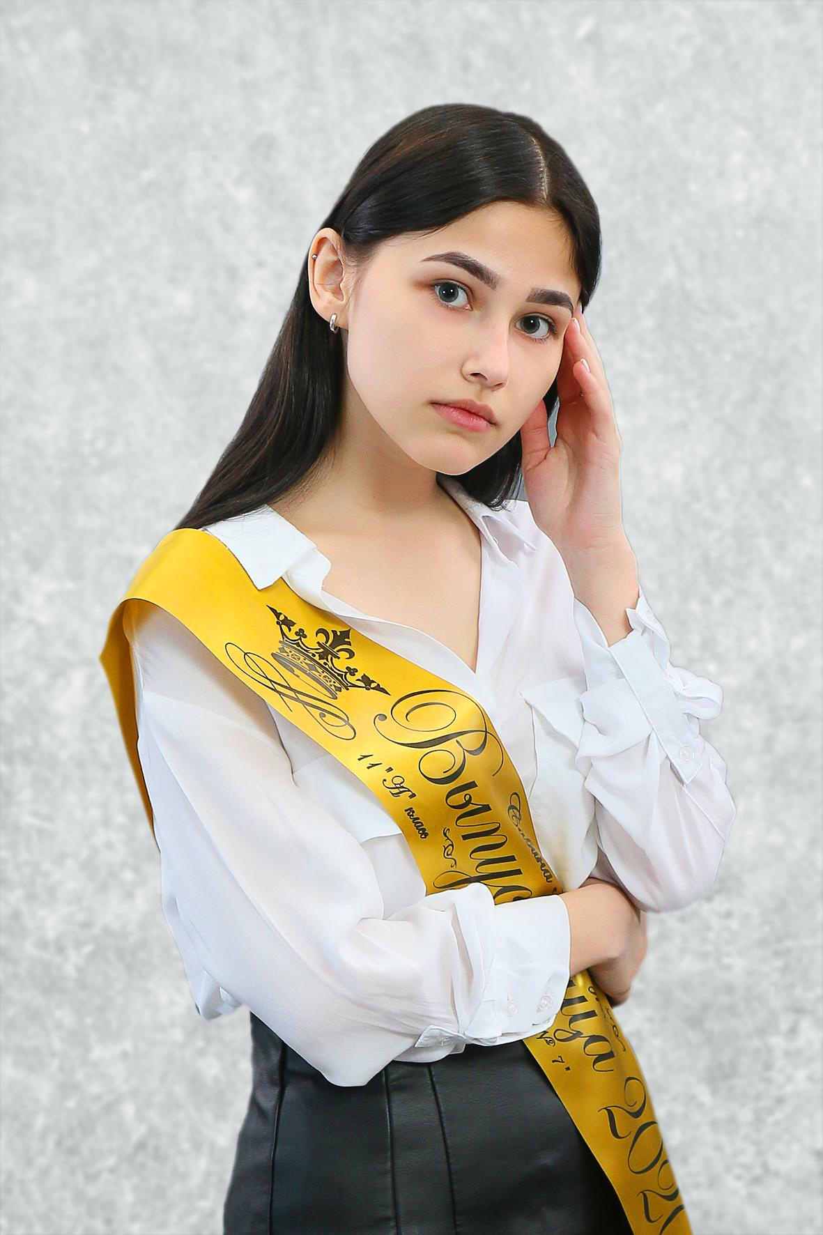 Альбомы для 9 и 11 класса. Создание стильных выпускных альбомов