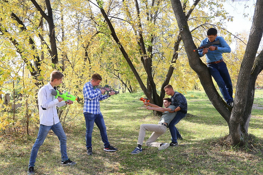 Альбомы для 9 и 11 класса. Создание стильных выпускных альбомов