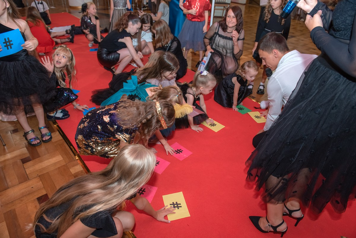HAPPYkids дефиле санаторий Октябрьский. Семейный и коммерческий фотограф в Сочи Александр Бодунов