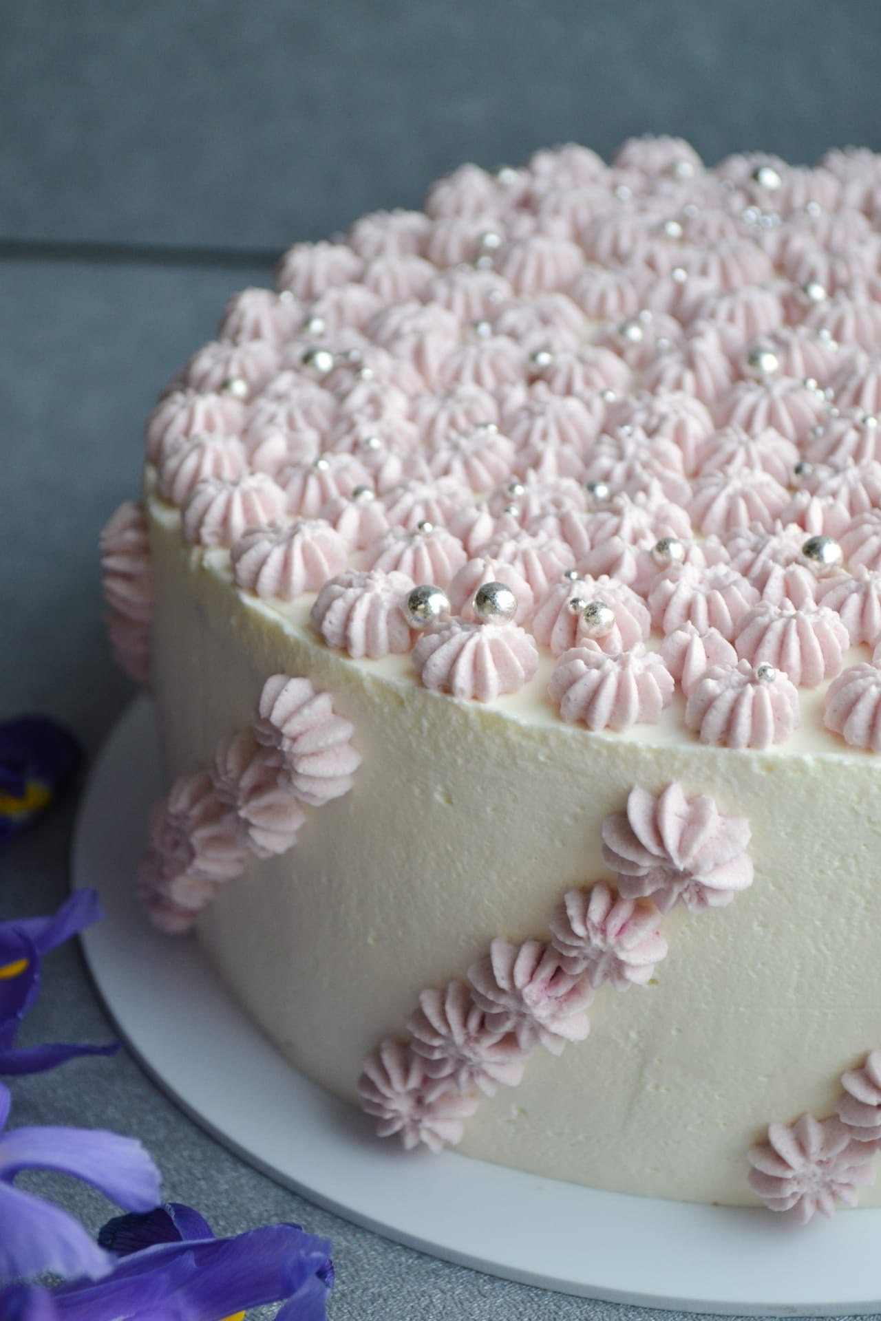 Свадебные торты. Семейная кондитерская. Торты и десерты на заказ в Москве и области