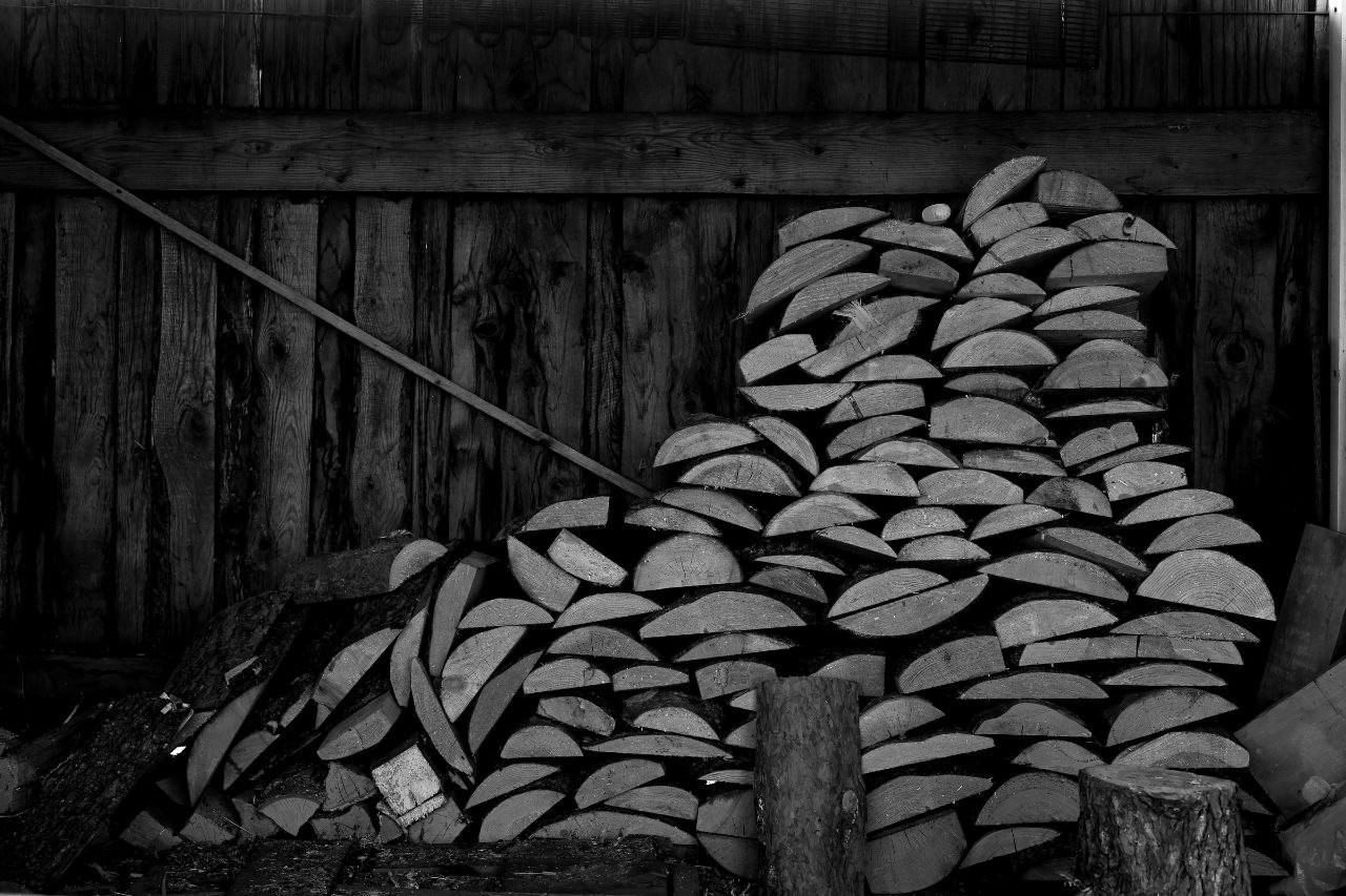 ДЕРЕВЕНСКАЯ ЖИЗНЬ. ДЕТАЛИ. Фотограф Красноярск съемки лавстори, фотосессия в студии, портретная съемка, творческие фотосессии