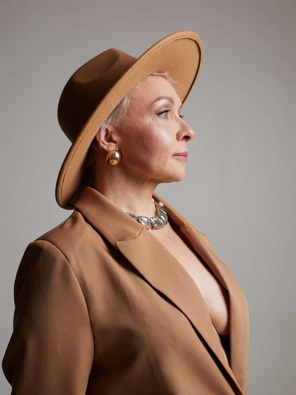 SHALOSTI. Фотомодель