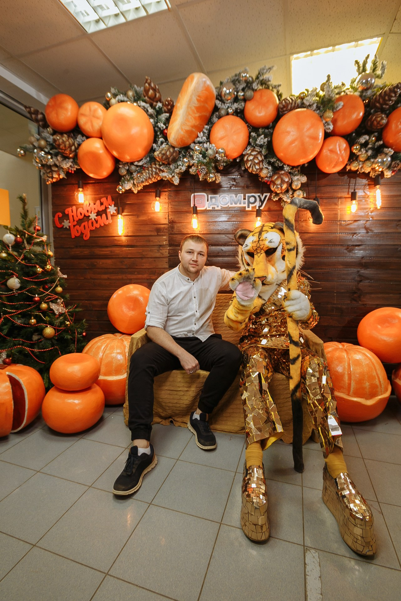 Рождественские встречи в офисе компании Домру. Событийный фотограф Максим Бескоровайновнов